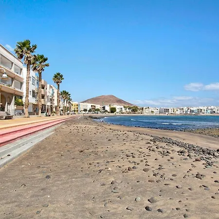 Ocean Side Apartamento *